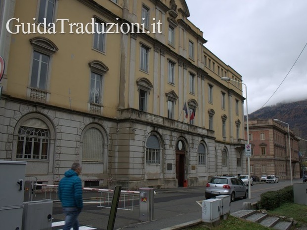 L'Istituto Carlo Magno è vicino dalle Tribunale di Aosta